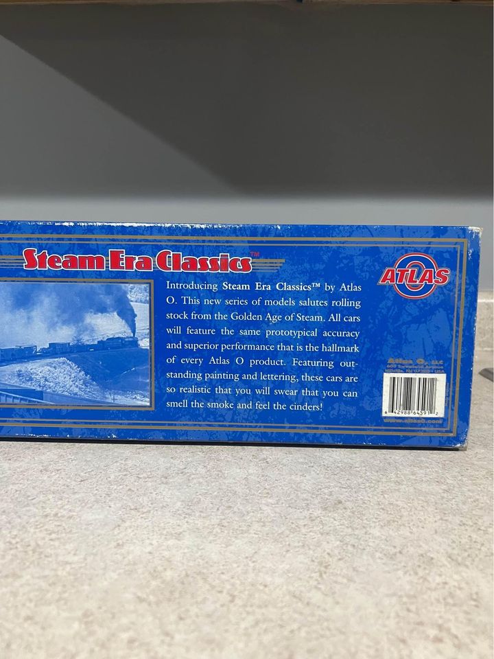Atlas Steam Era Classics #6459-1 USRA Box Car Milwaukee Road #700220 3 Rail O Scale Model Train
