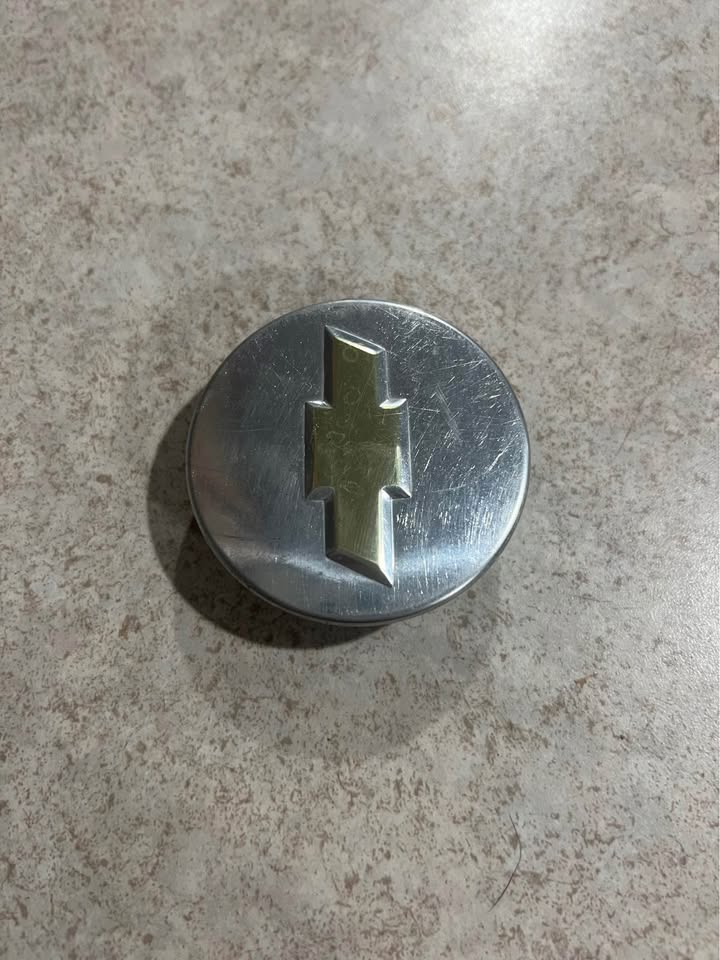 Chevrolet OEM Wheel Rim Center Hub Cap 9593169 9594156 9595157