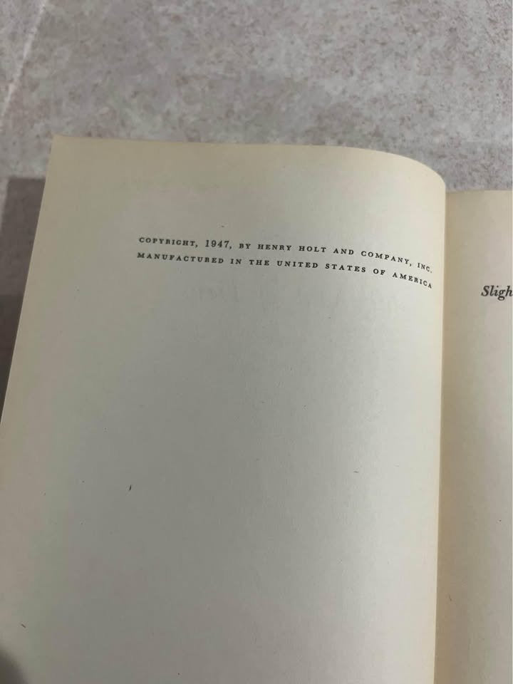 Slightly Out Of Focus by Robert Capa Rare Antique Vintage Hardcover Book 1947