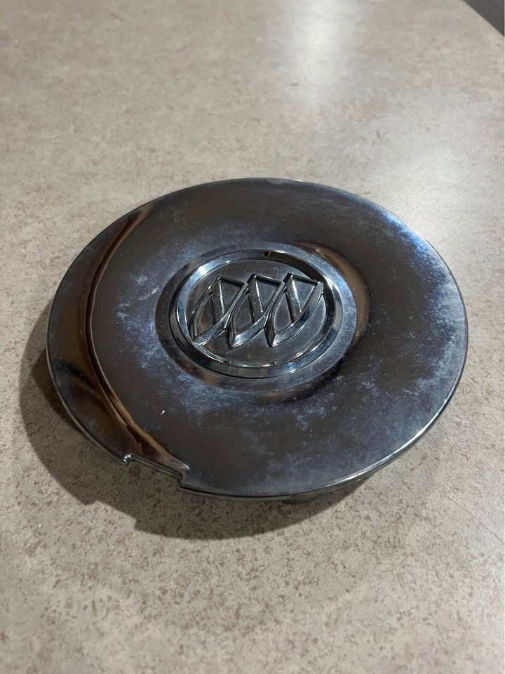 Buick LaCrosse Allure Enclave Crome OEM Wheel Rim Center Hub Cap 9595039