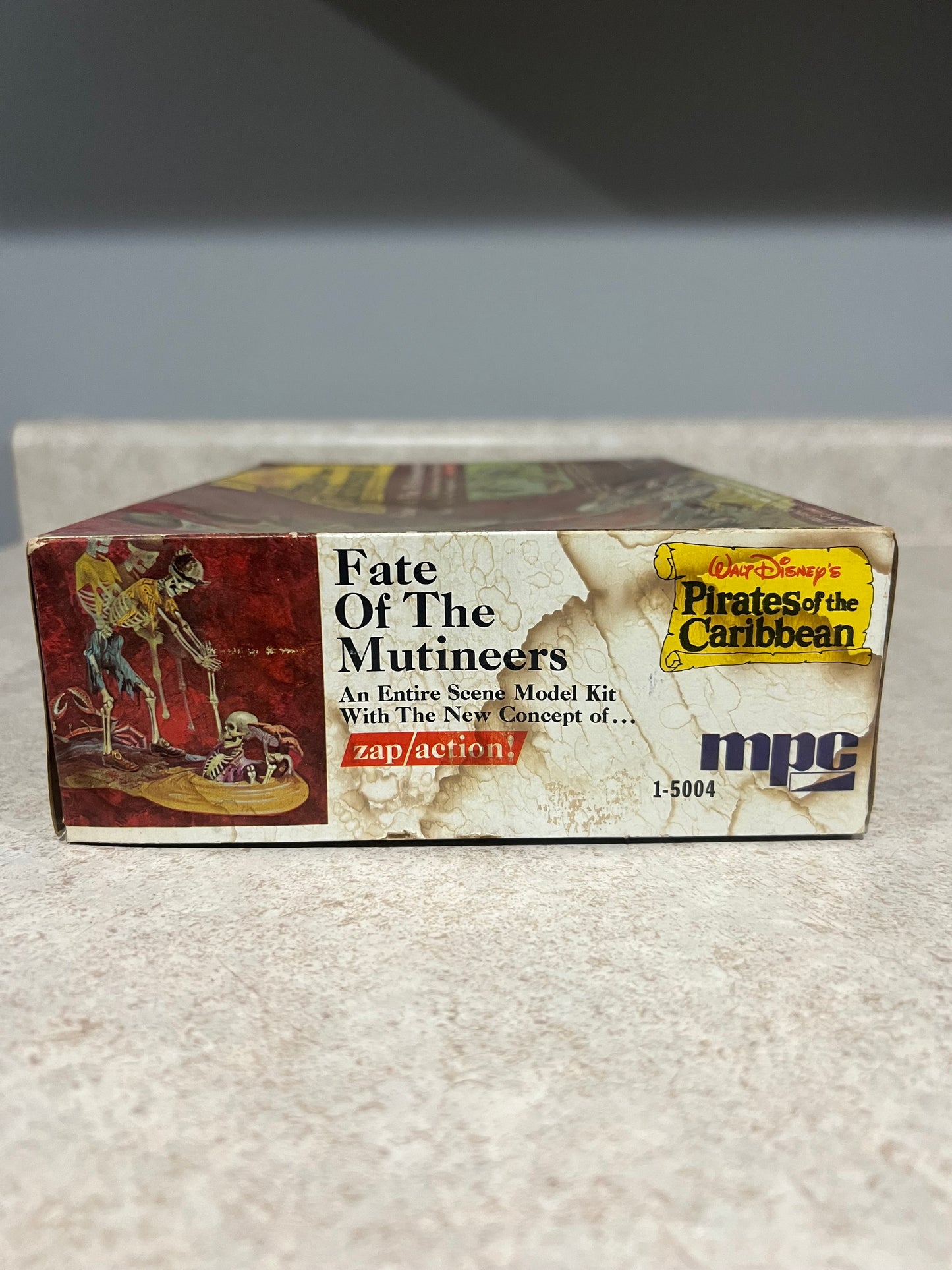 Vintage Walt Disney Pirates of the Carribbean Fate of the Mutineers MPC 1-5004 1/12 Model Kit