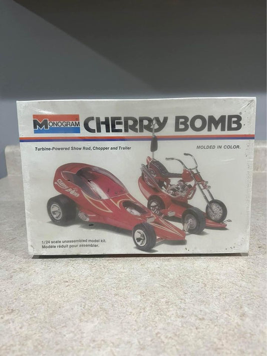 Monogram Cherry Bomb 1/24 Scale Model Kit Show Rod, Chopper and Trailer New Factory Sealed