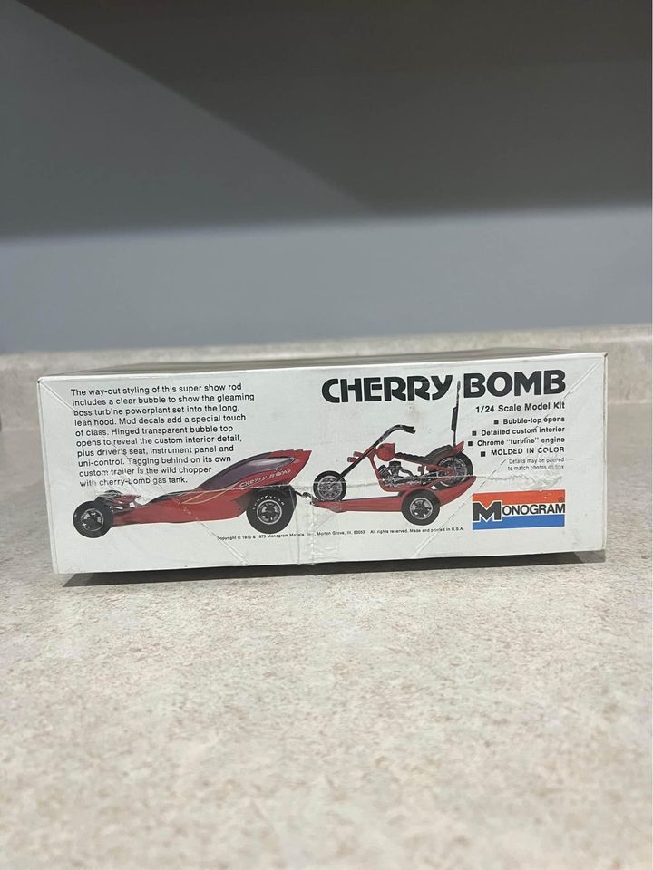 Monogram Cherry Bomb 1/24 Scale Model Kit Show Rod, Chopper and Trailer New Factory Sealed