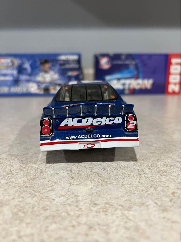 Kevin Harvick #2 ACDelco 2001 Busch Champion Action 102376 1/24 Diecast Nascar Car