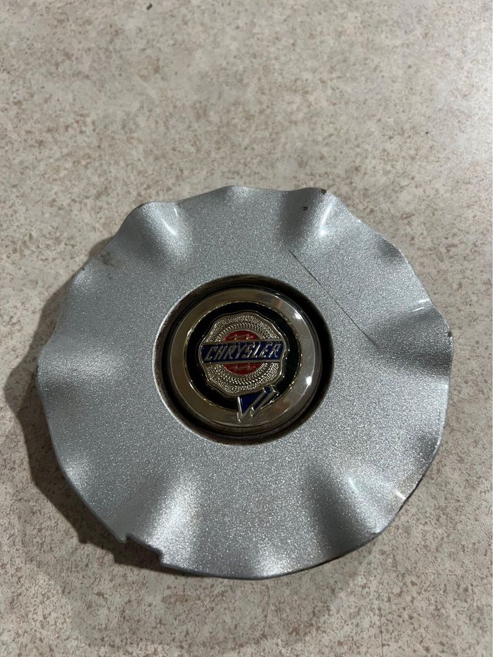 Chrysler Sebring OEM Wheel Rim Center Hub Cap 0SR21TRMAC