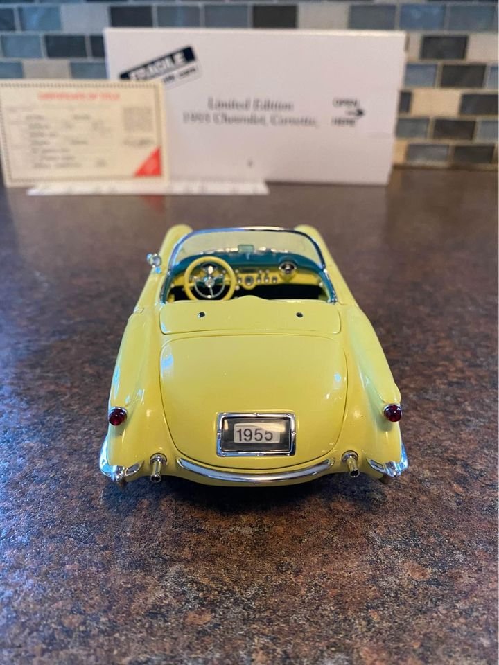 Danbury Mint 1955 Corvette Convertible Harvest Gold Limited Edition 1/24 Diecast Car w/ Box & Title