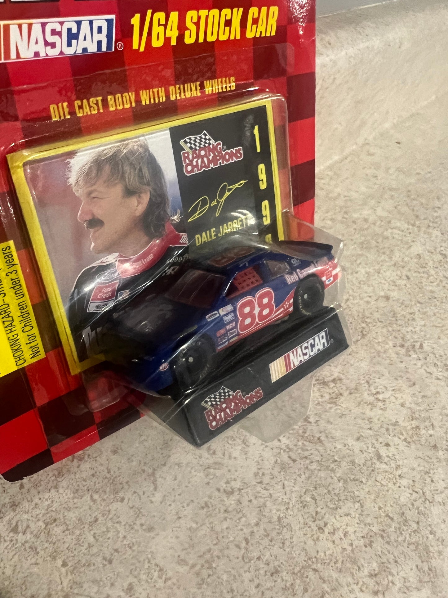 Racing Champions Dale Jarrett #88 NASCAR 1996 Edition 1/64 Diecast Car New