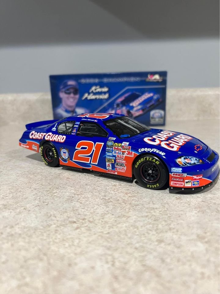 Kevin Harvick #21 Coast Guard 2006 Busch Champion Monte Carlo SS 1/24 Diecast NASCAR Car