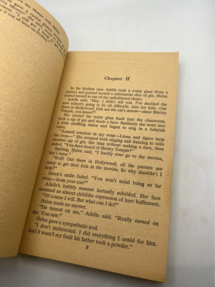 What's The Matter With Helen? by Richard Deming Rare Paperback Book 1971