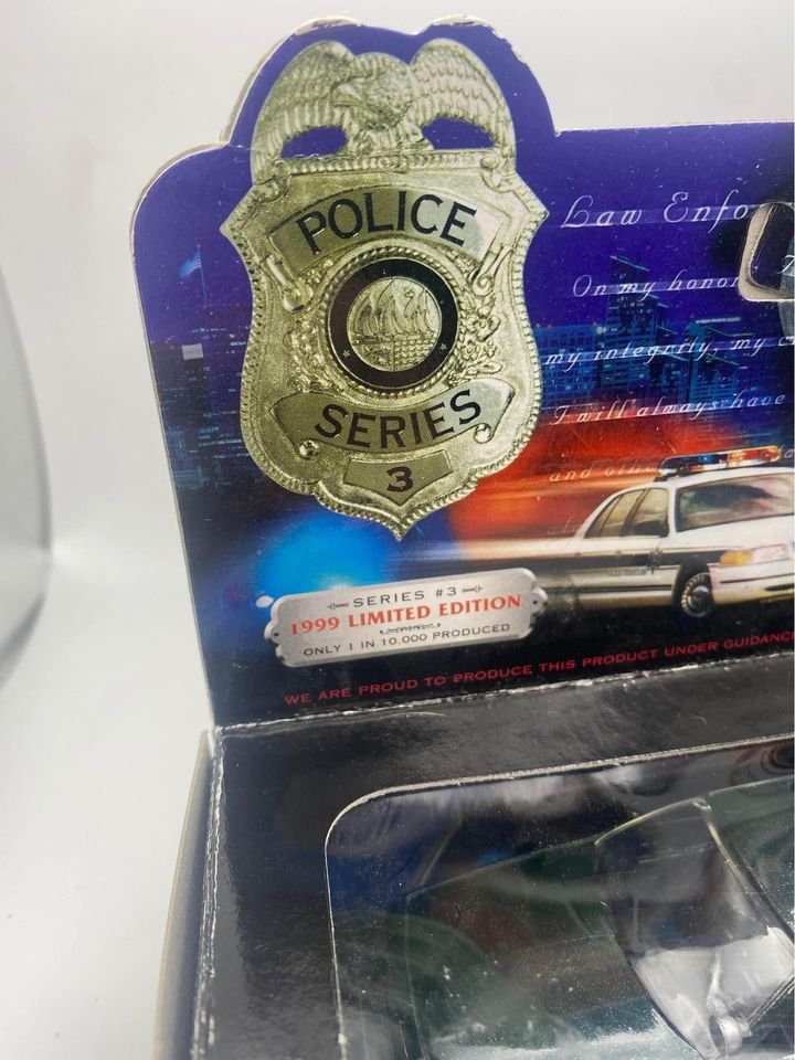 Road Champs 1999 Police Series Vermont State Police Series 3 1/43 Diecast Limited Edition