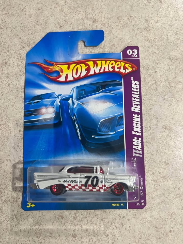 ‘57 Chevy Hot Wheels Team Engine Revealers 155/196 3 of 4 1/64 Diecast Car New