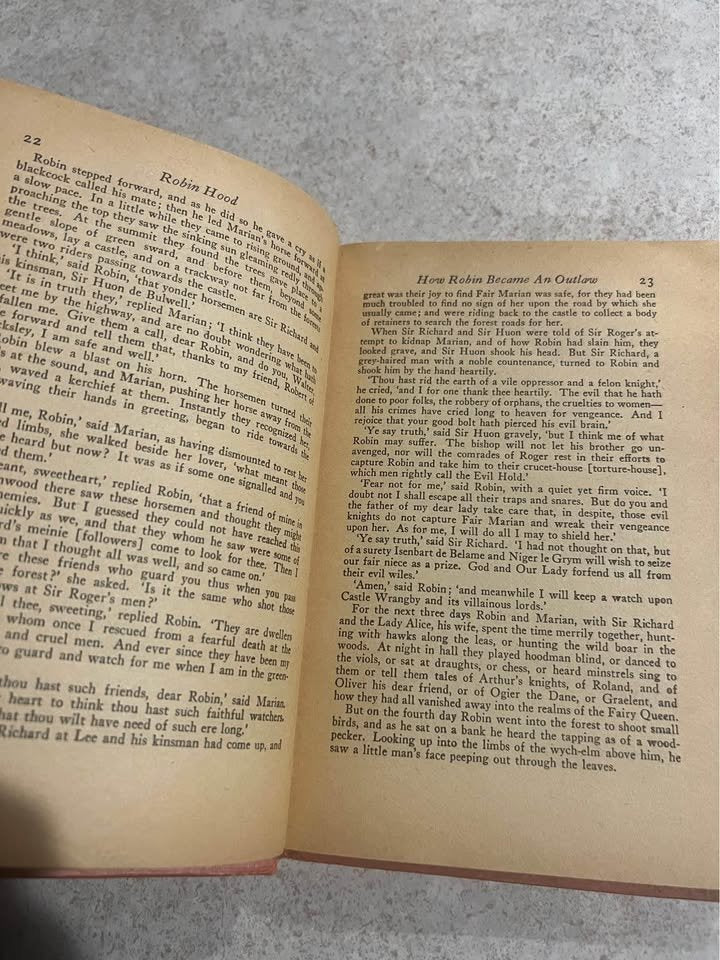 1940's Robin Hood & the Men of the Greenwood by Goldsmith Publishing Antique Vintage Hardcover Book