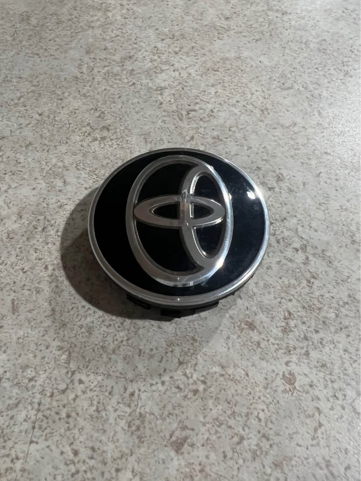 Toyota Camry Highlander Sienna Avalon Corolla RAV4 OEM Wheel Rim Center Hub Cap 42603-08010