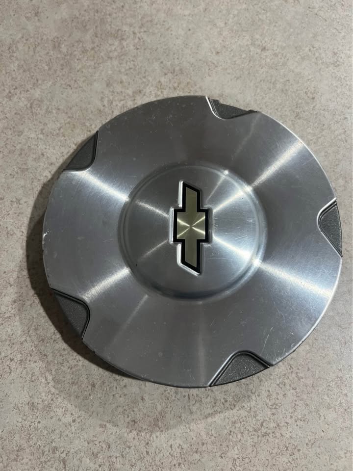 Chevrolet Trailblazer OEM Wheel Rim Center Hub Cap 9593378