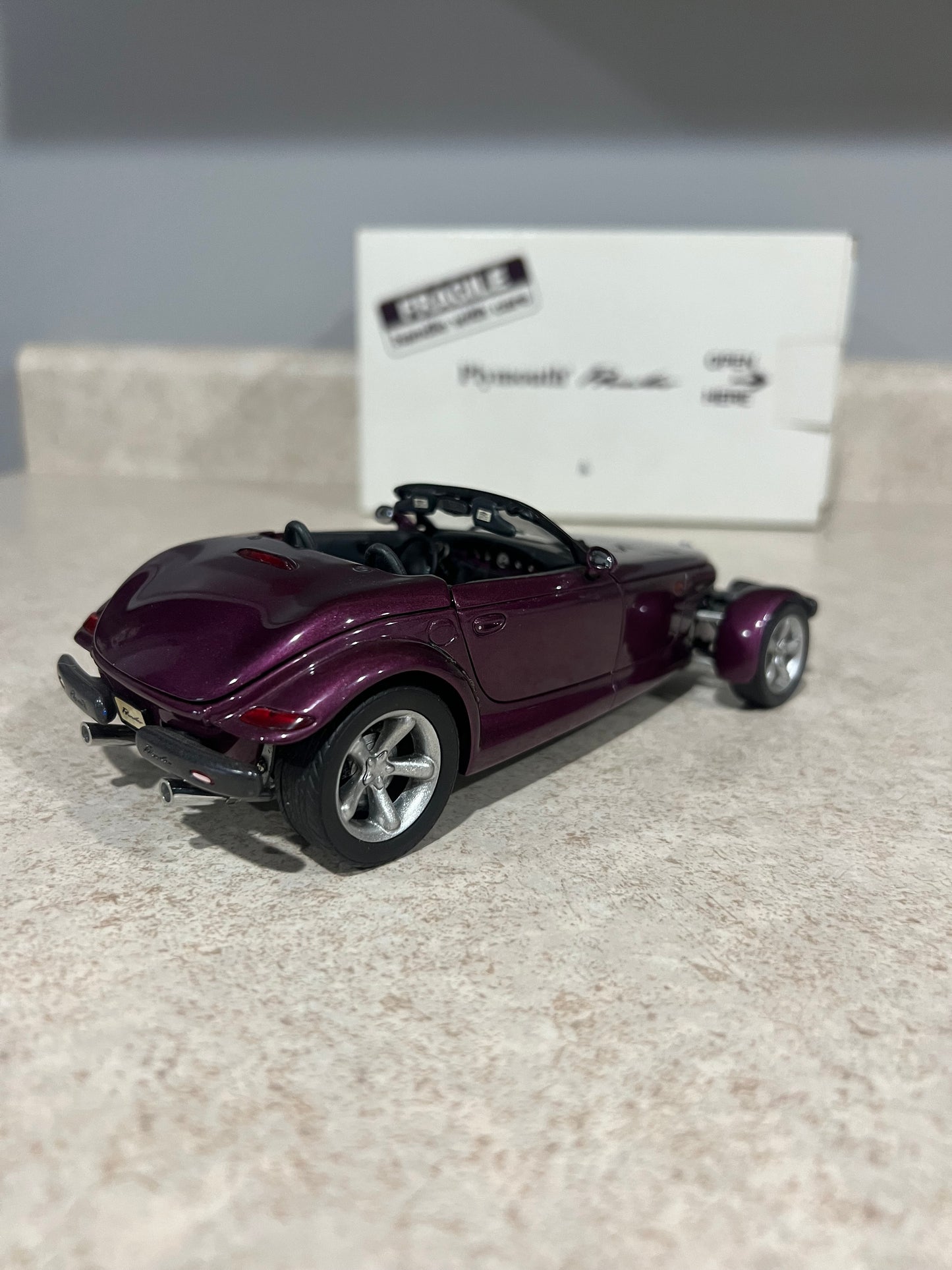 1997 Plymouth Prowler Danbury Mint 1/24 Diecast Car w/ Box