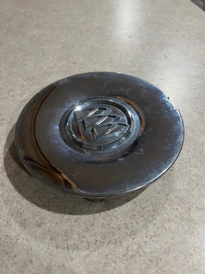 Buick LaCrosse Allure Enclave Crome OEM Wheel Rim Center Hub Cap 9595039