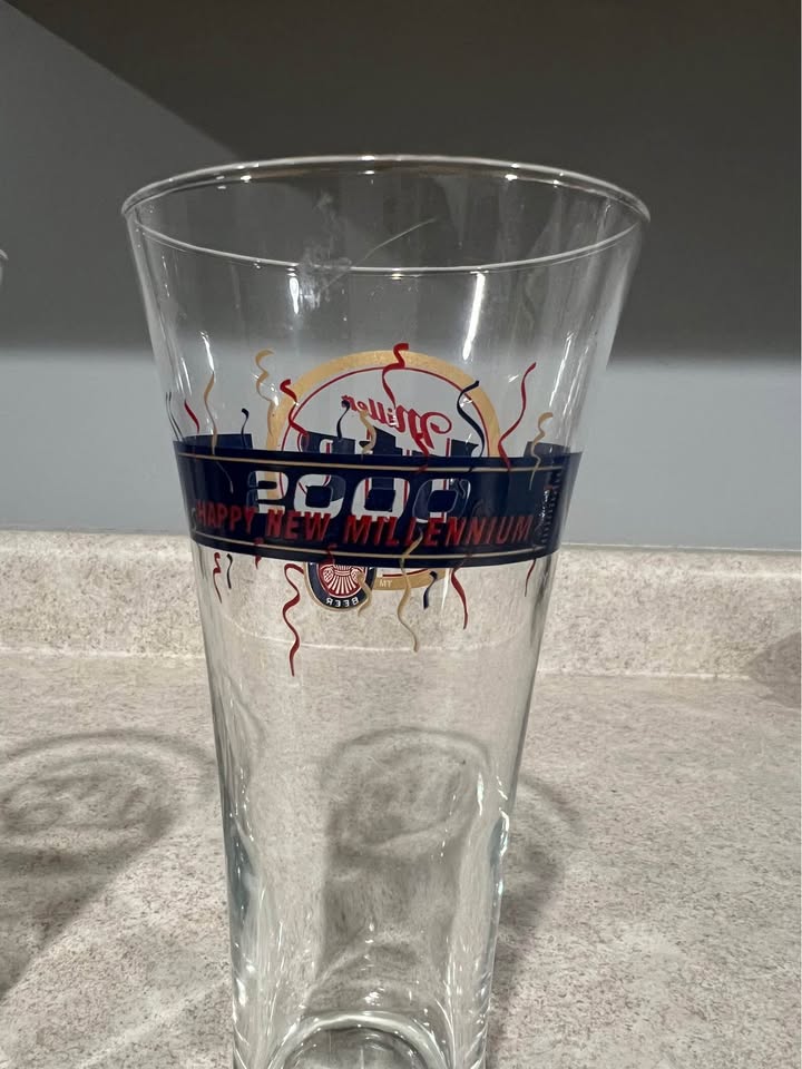 Set of 2 Miller Lite 2000 Happy New Millennium Logo Beer Glass 8” Barware