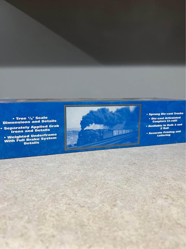 Atlas Steam Era Classics #9132-1 40’ Wood Reefer Car Prima #12818 2 Rail O Scale Model Train