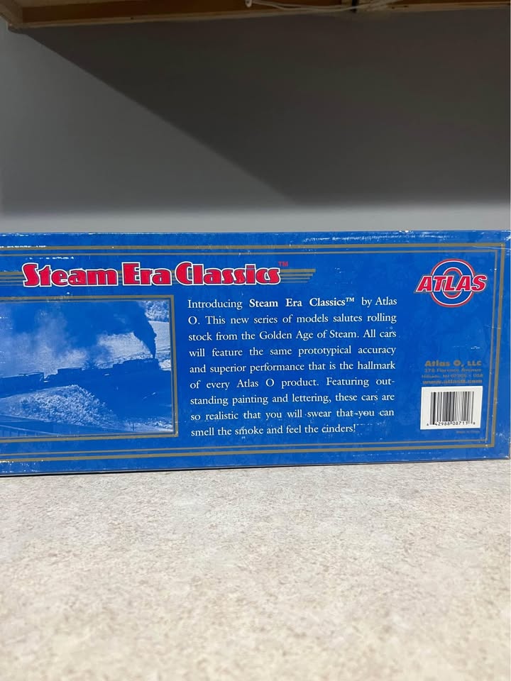 Atlas Steam Era Classics #8711 40’ 1937 AAR Box Car Great Northern #3345 3 Rail O Scale Model Train