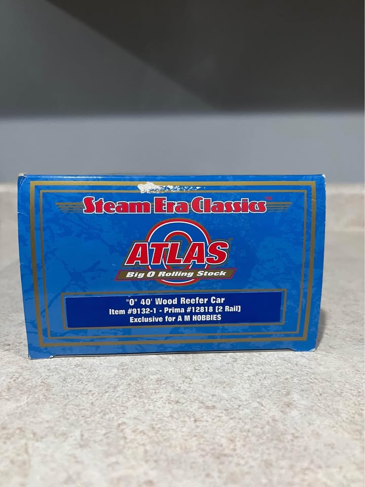 Atlas Steam Era Classics #9132-1 40’ Wood Reefer Car Prima #12818 2 Rail O Scale Model Train