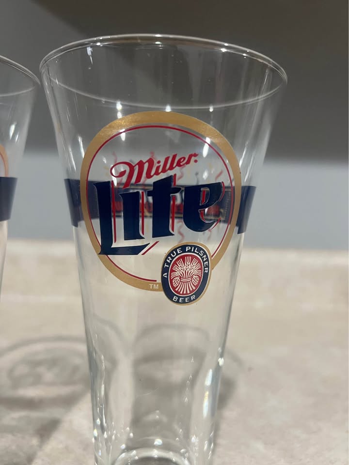 Set of 2 Miller Lite 2000 Happy New Millennium Logo Beer Glass 8” Barware