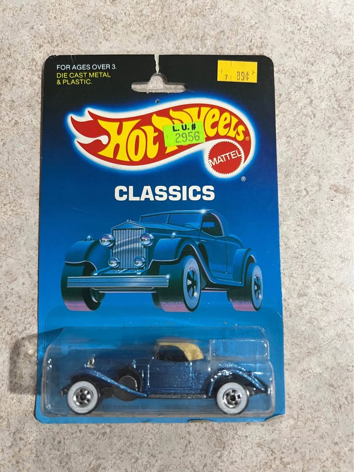 Hot Wheels Rolls Royce Phantom II Classics #3290 1/64 Diecast Car New