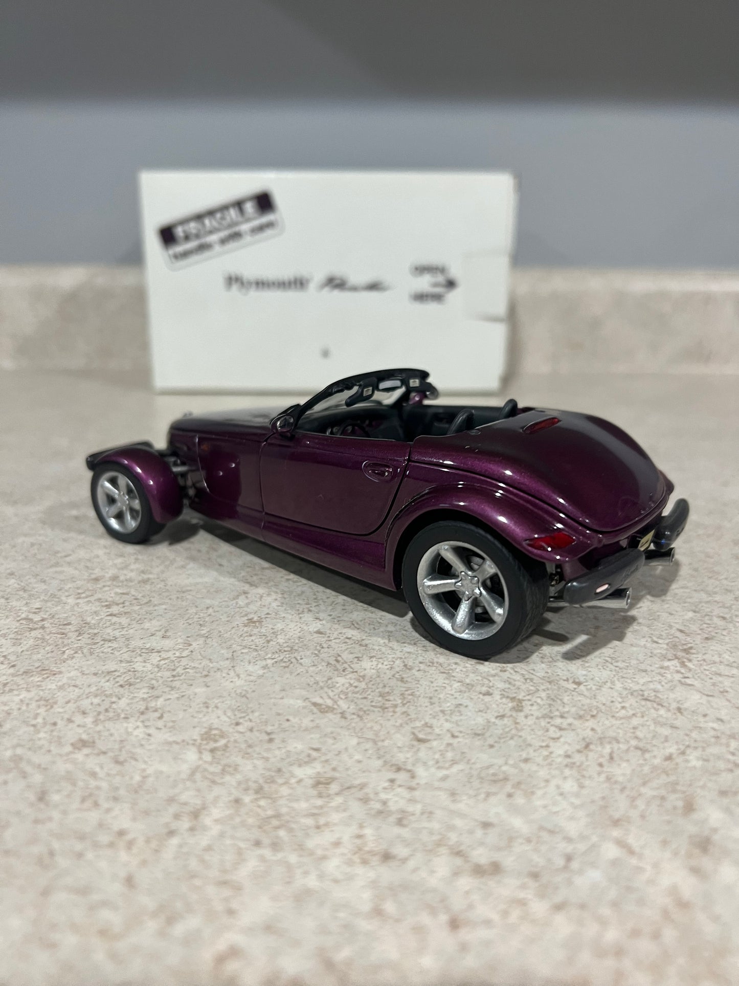 1997 Plymouth Prowler Danbury Mint 1/24 Diecast Car w/ Box