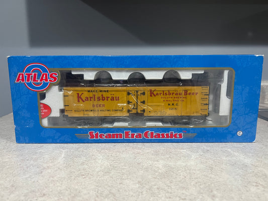 Atlas Steam Era Classics #9081-1 O Scale 40’ Wood Reefer Car Karlsbrau Beer #3215 2 Rail New