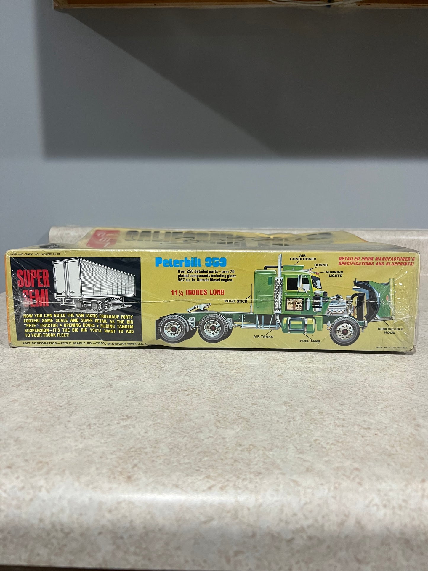 AMT California Hauler Peterbilt 359 T500 Truck Tractor 1/25 Vintage Model Kit New Sealed