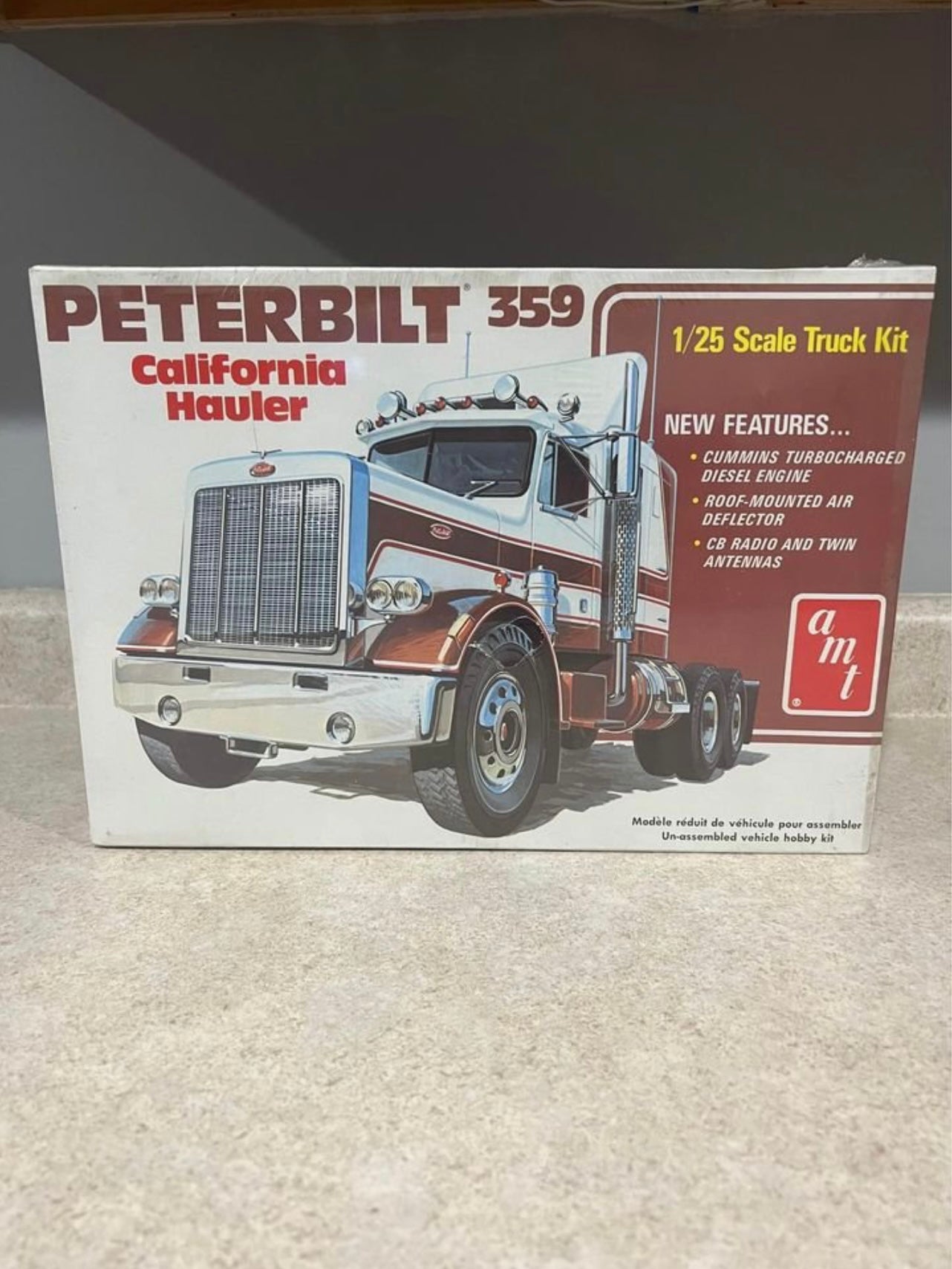 AMT Peterbilt 359 California Hauler T501 NEW SEALED 1/25 Model Truck Kit