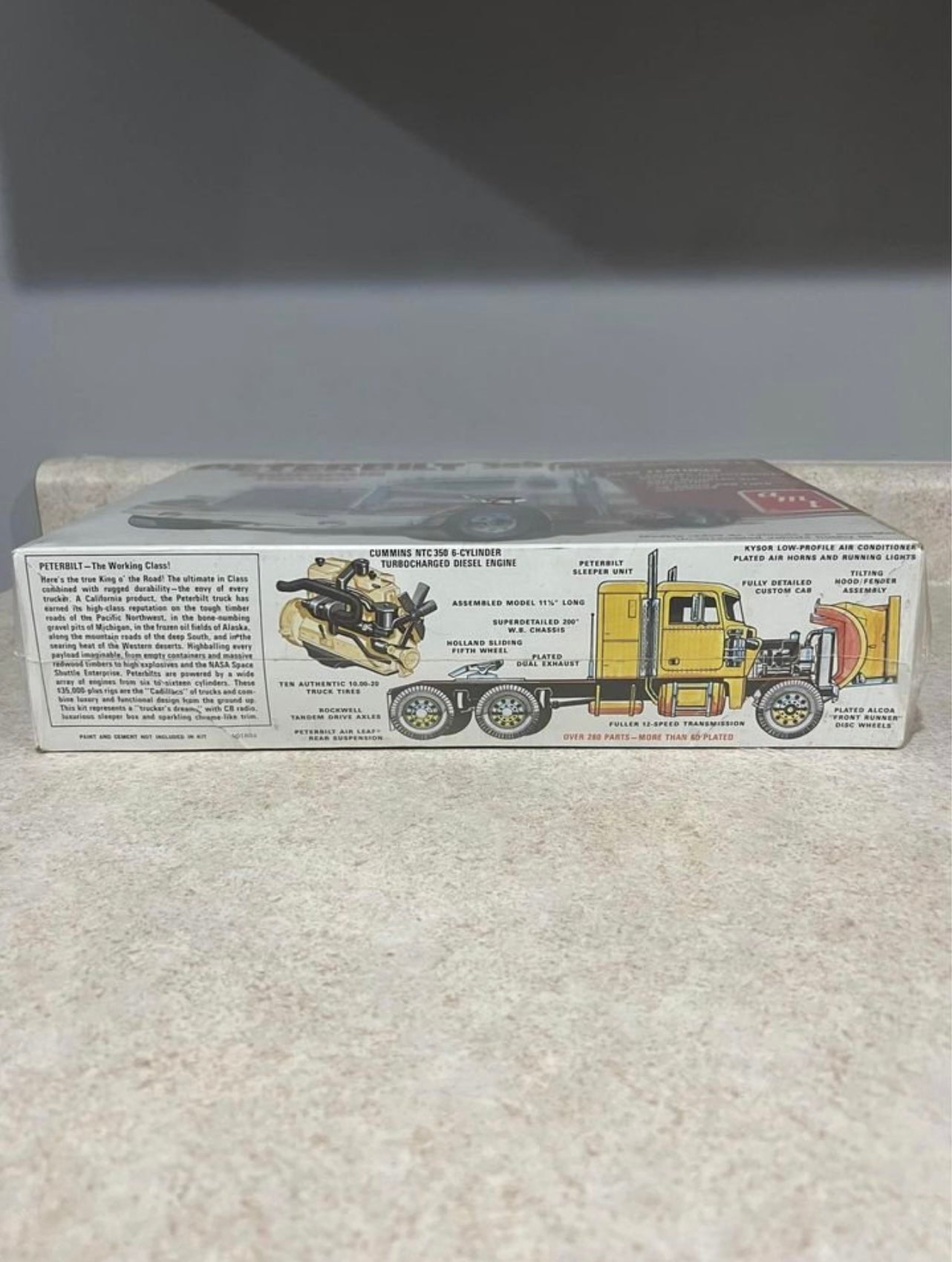 AMT Peterbilt 359 California Hauler T501 NEW SEALED 1/25 Model Truck Kit